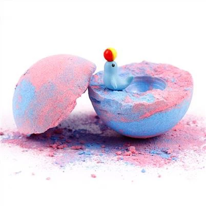 Бомби для ванни з іграшкою для малюка